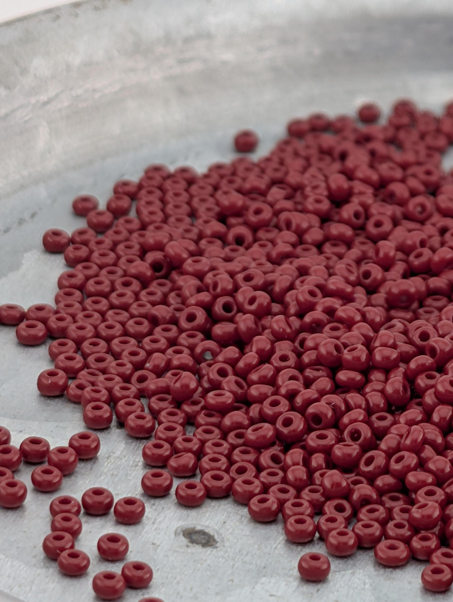 Preciosa Seed Beads – Opaque Dark Coral Red Size 11/0 – 15g Czech Glass Beads