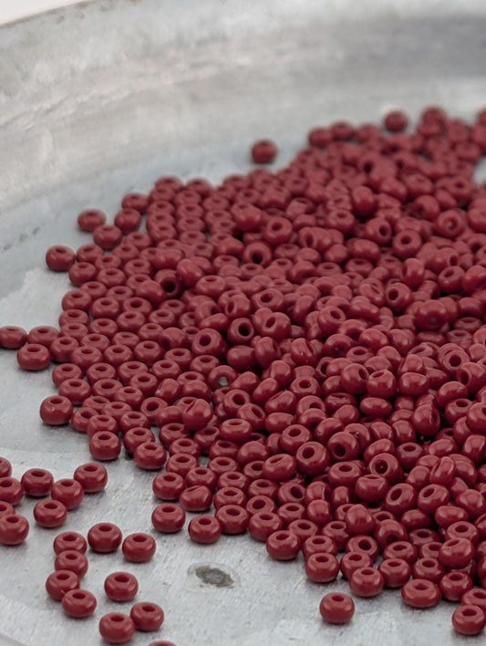 Preciosa Seed Beads – Opaque Dark Coral Red Size 11/0 – 15g Czech Glass Beads