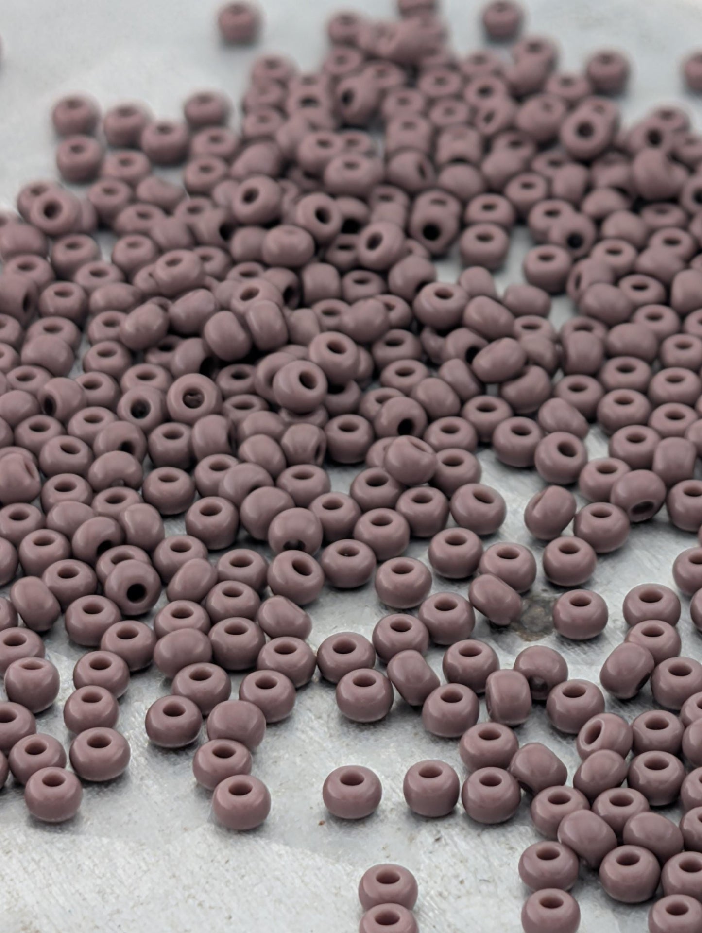 Preciosa Seed Beads - Opaque Dark Mauve Size 11/0 | 15g Czech Glass Beads