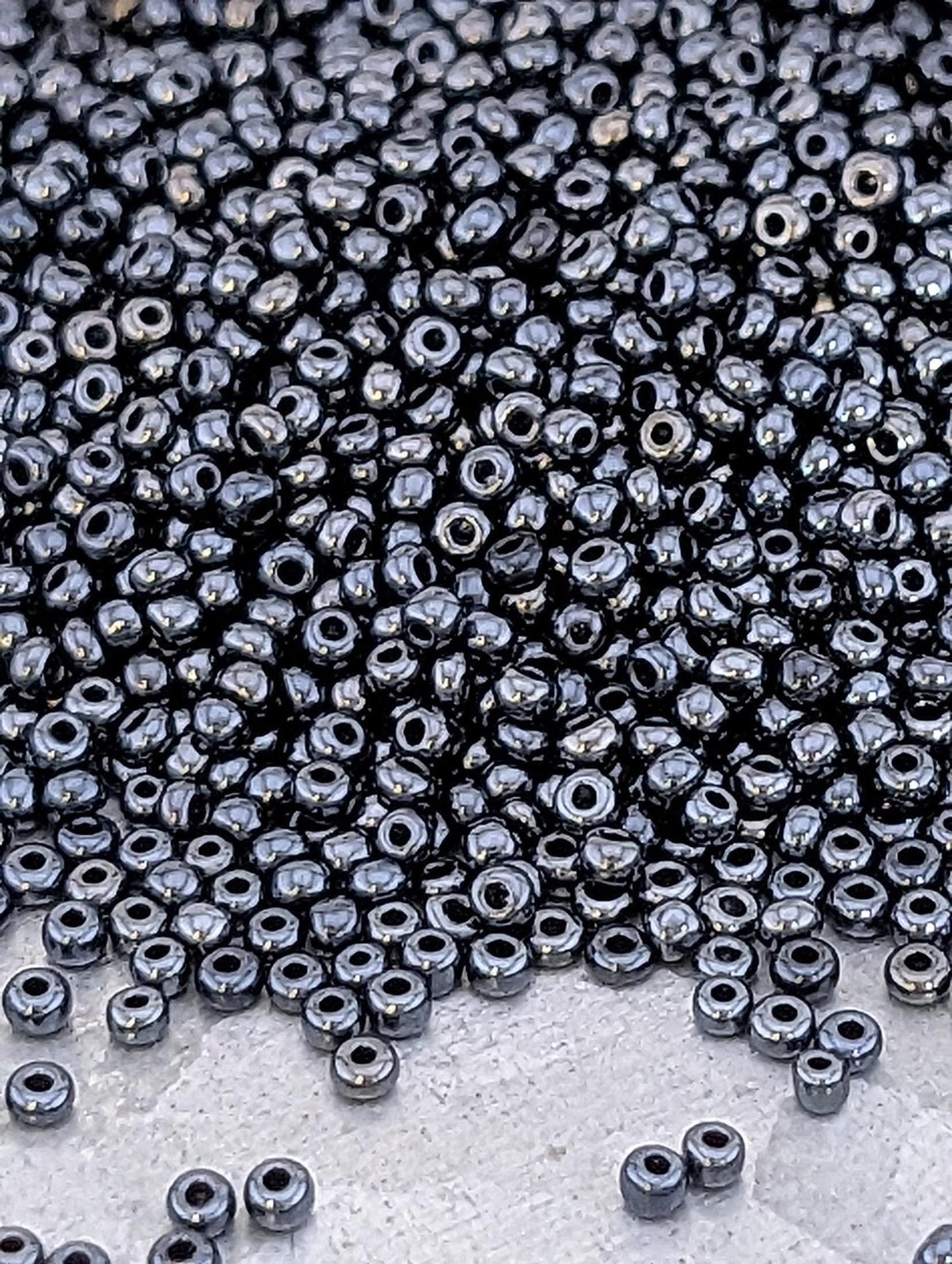 Opaque Black Seed Beads – Preciosa Seed Beads Size 11/0 | 15g Bead Package for Jewelry