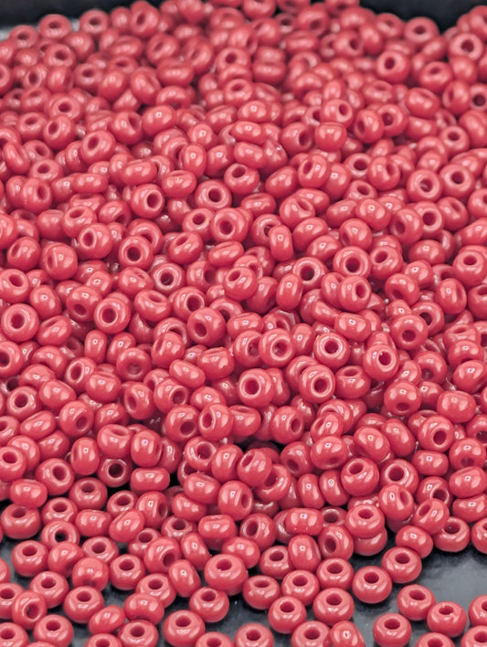 Preciosa Seed Beads Opaque Dark Red Size 11/0 – 15g Seed Bead Package for Jewelry Making