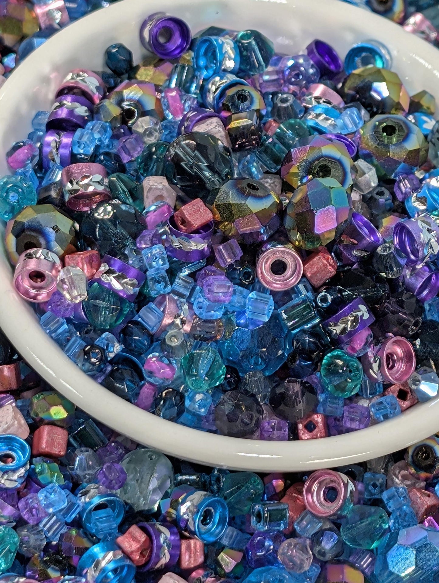 Glass Bead Soup Mix - Mixed Glass Beads & Cat Eye Beads for DIY Jewelry Kit
