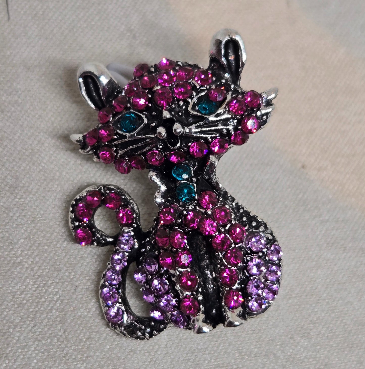 Silver Kitty Brooch – Fuchsia Rhinestone Cat Brooch, Elegant Silver Plated Pin