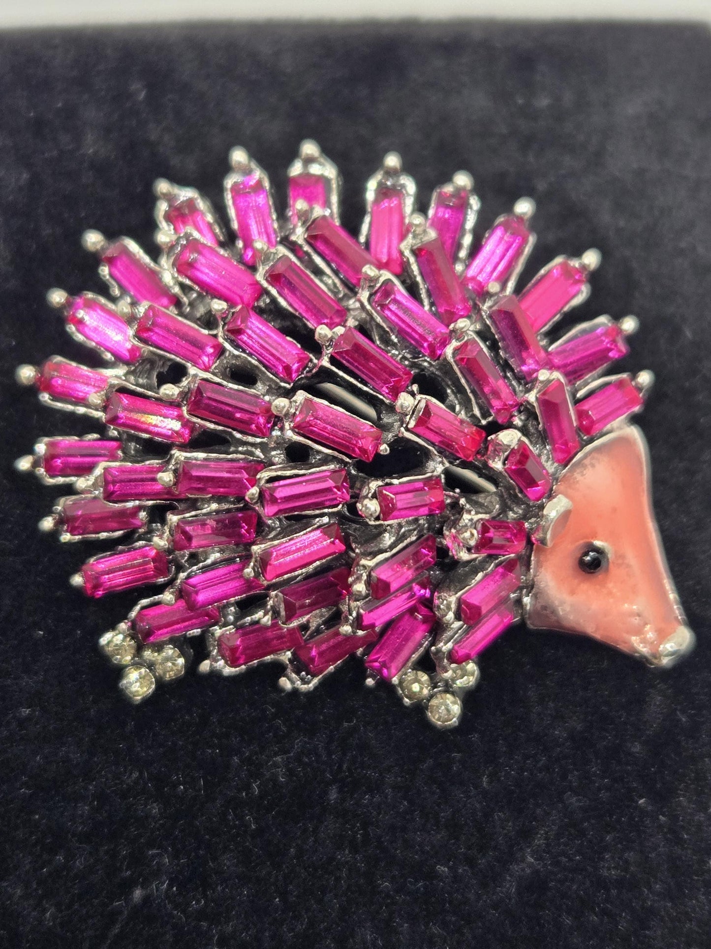 Fuschia Porcupine Brooch – Silver Plated Brooch With Sparkling Rhinestones