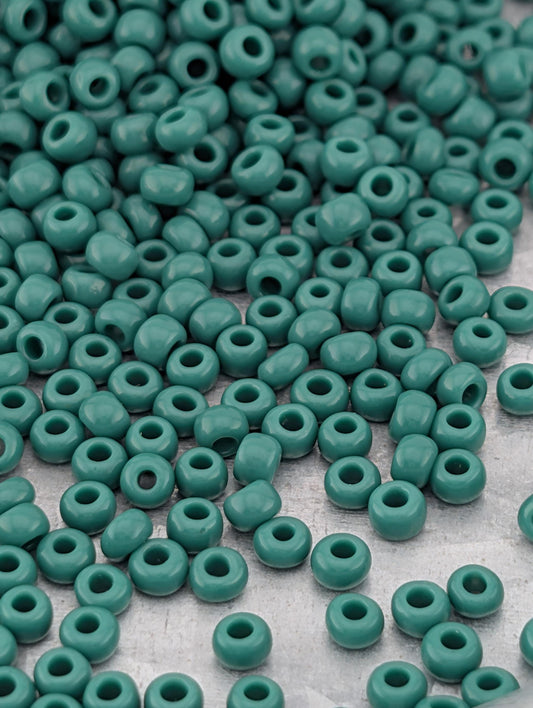 Preciosa Seed Beads Opaque Dark Green Size 8/0 – Durable Glass Beads 20g Pkg