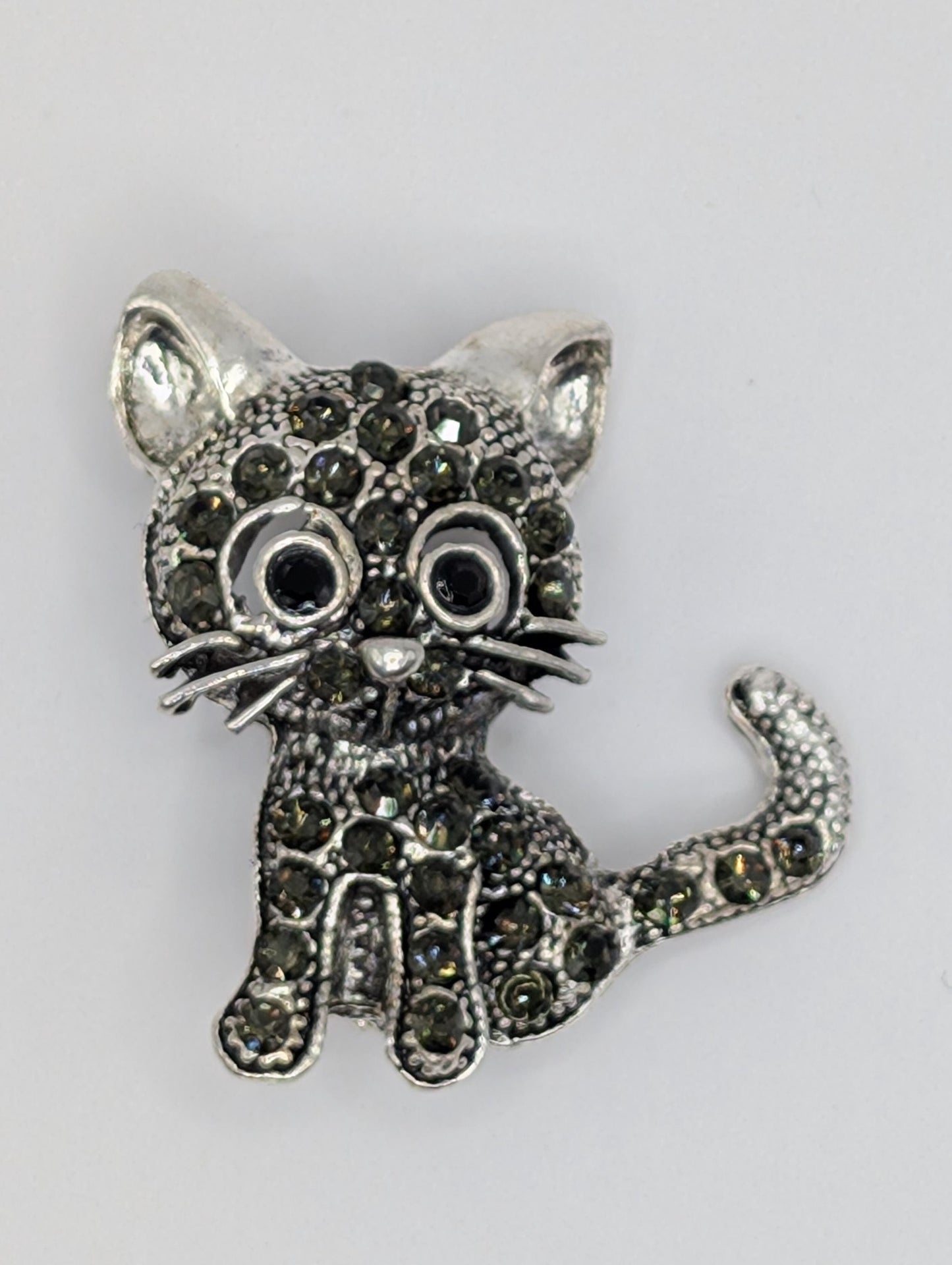 Silver Plated Brooch – Black Rhinestone Cat Pin | Elegant Lightweight Jewelry