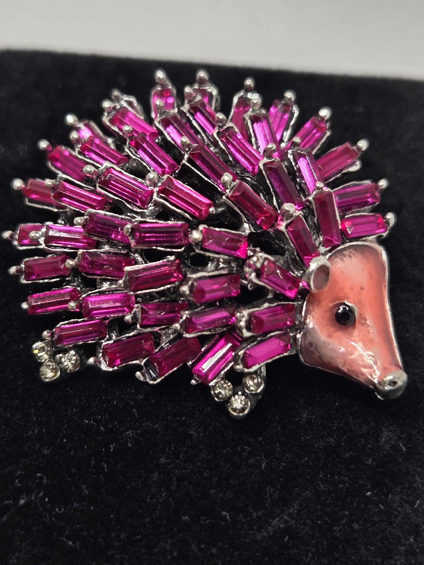 Fuschia Porcupine Brooch – Silver Plated Brooch With Sparkling Rhinestones