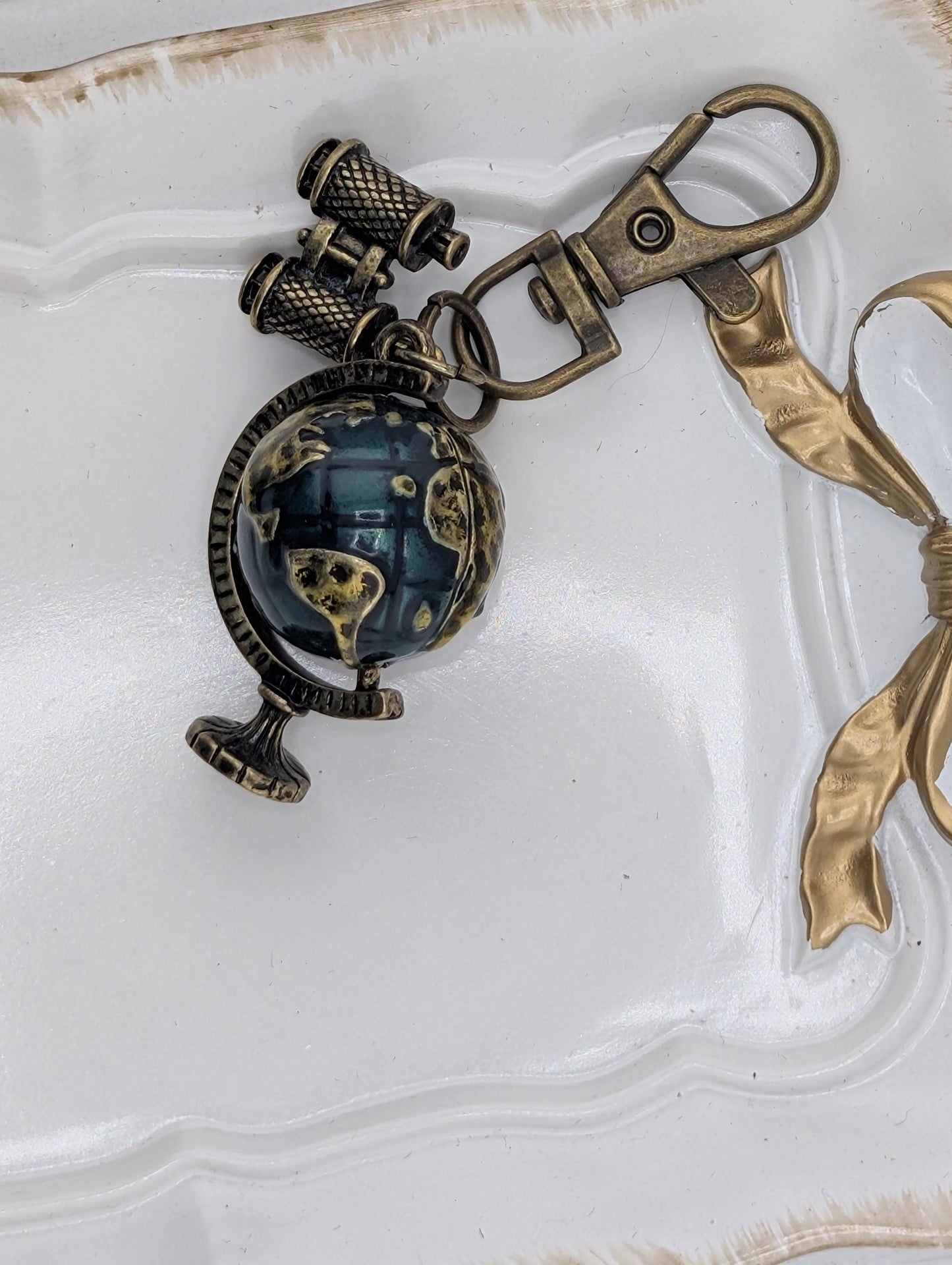 Steampunk Pendant Charm – Vintage Keychain Charm With Silver Plated Alloy Finish