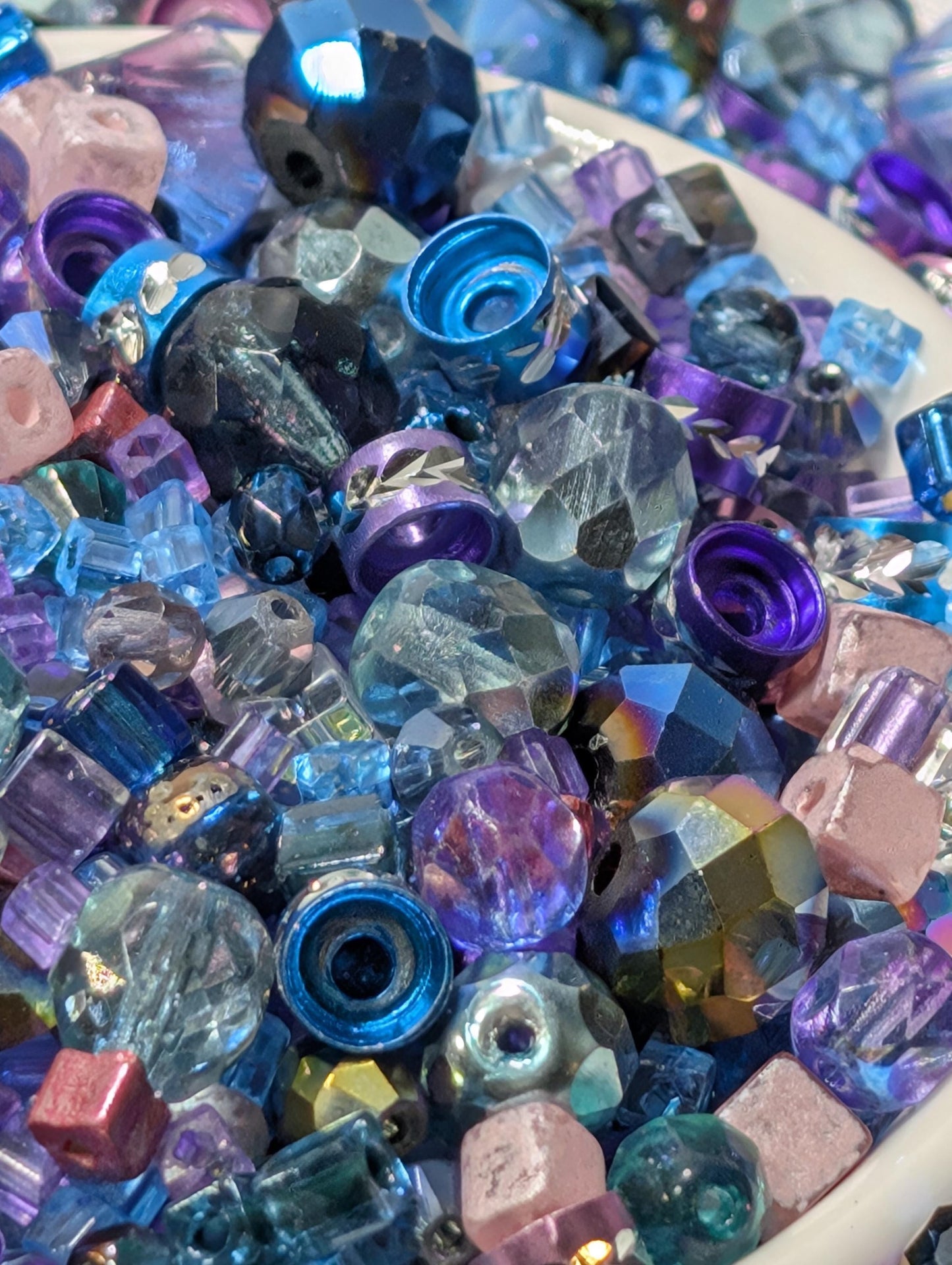 Glass Bead Soup Mix - Mixed Glass Beads & Cat Eye Beads for DIY Jewelry Kit