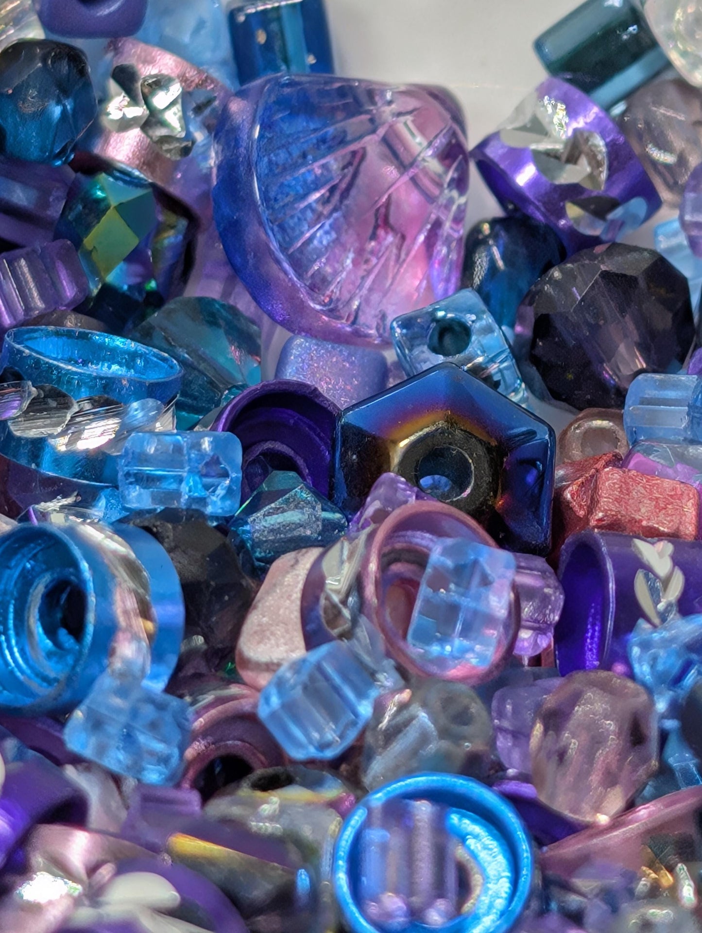 Glass Bead Soup Mix - Mixed Glass Beads & Cat Eye Beads for DIY Jewelry Kit