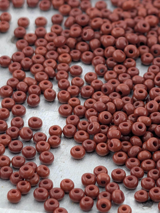 Opaque Brown Size 6/0 15g pkg