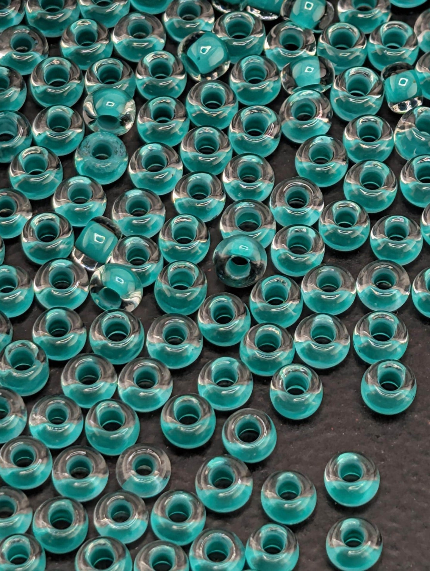 Transparent Terra Intensive Sea Green Lined | Preciosa Ornela Seed Beads | Size 8/0 | 15g Pkg ~630 pcs