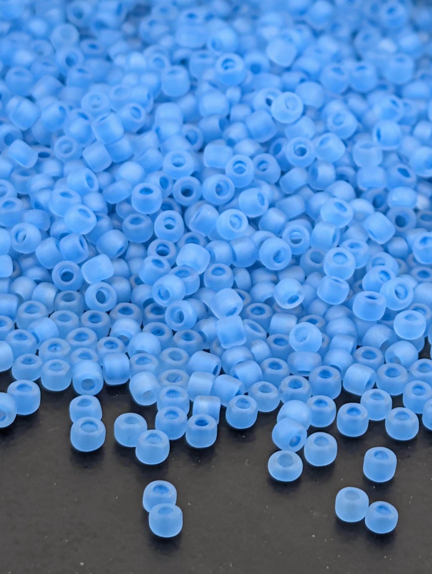 8310SB Translucent Inside Color Aqua Blue  8/0  Matsuno Seed Beads (15g, ~600 pcs)