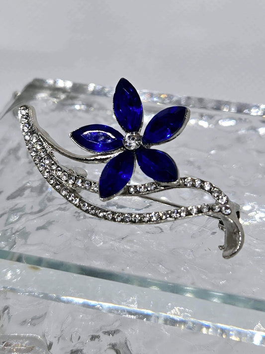 Silver Plated Brooch – Sapphire Flower Floral Lapel Pin, Elegant Jewelry Piece