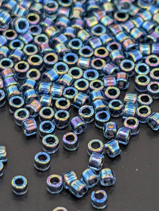 DB0085-Miyuki Delica 11/0:Aqua/Blue ICL/R  (7 gm ea) (7 gram pkg ~1400 Pcs)